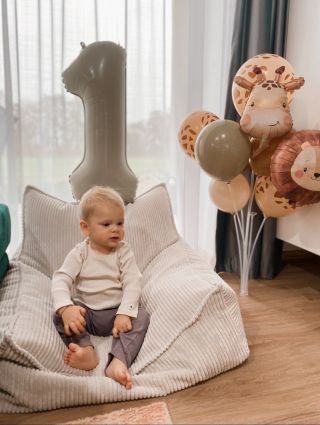 Ďakujeme našej zákazníčke za nádherné fotky🤩 Mäkké, bezpečné a krásne doplnky do detskej izby 💫 Sedacie vaky od YokoTower...